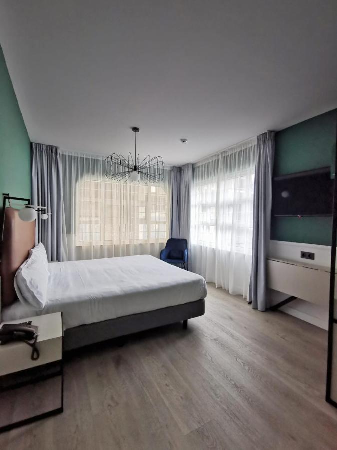Hotel Don Rodrigo Паленсия Экстерьер фото